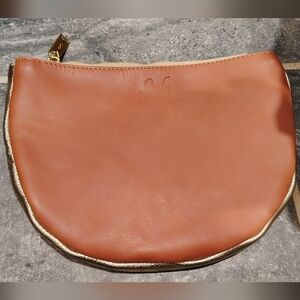 Sseko Designs Leather Crescent Pouch NWOT